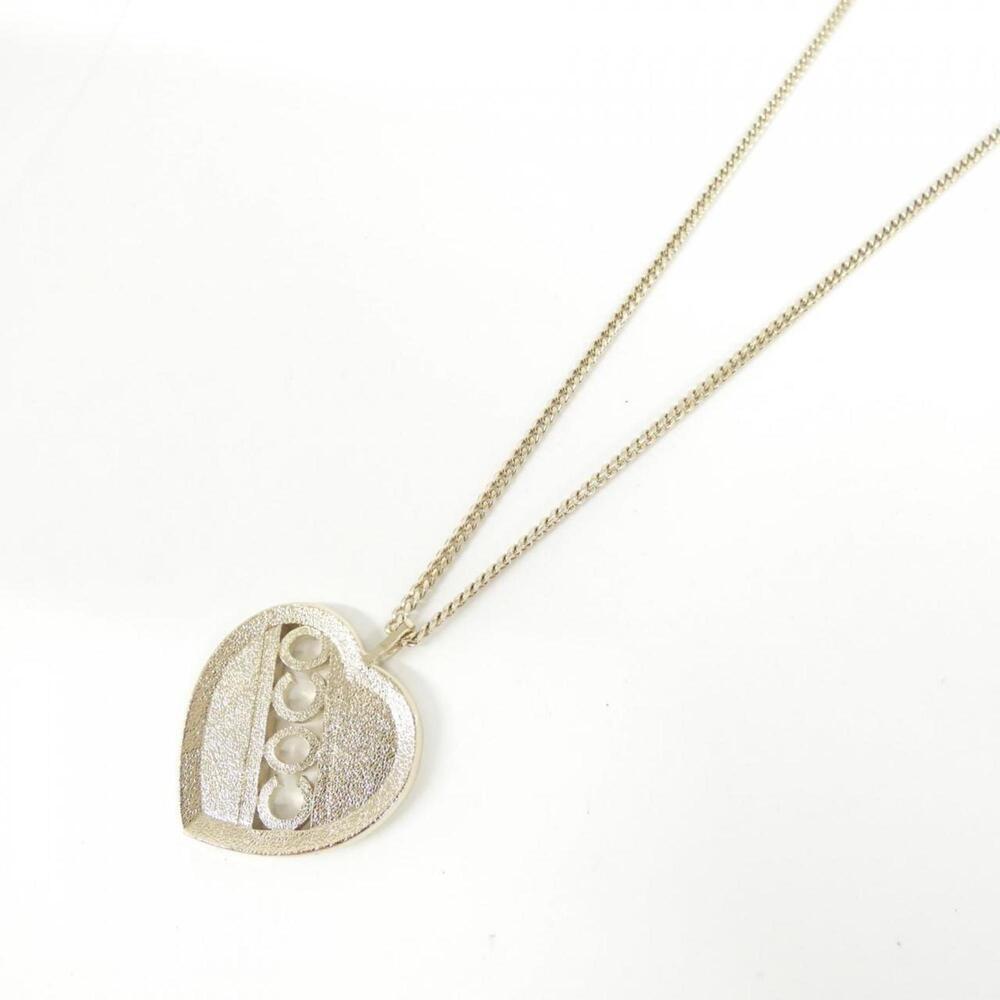 CHANEL White Necklace - Picture 3 of 5